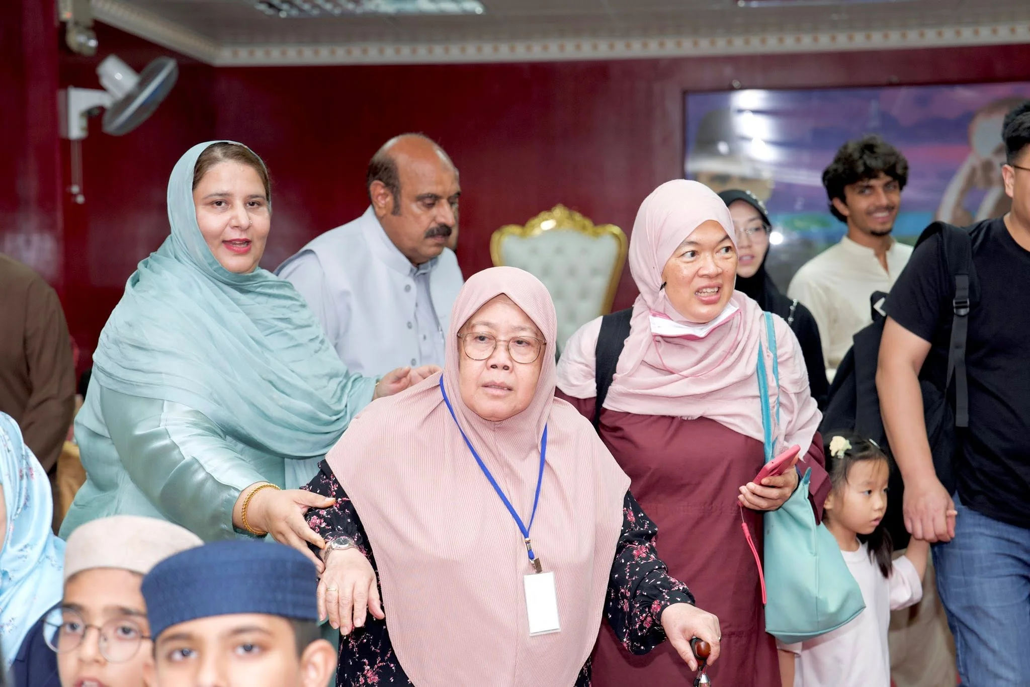 Night of the Scholars —Night of the Scholars — An Evening of Light, Wisdom & Unity An Evening of Light, Wisdom & Unity