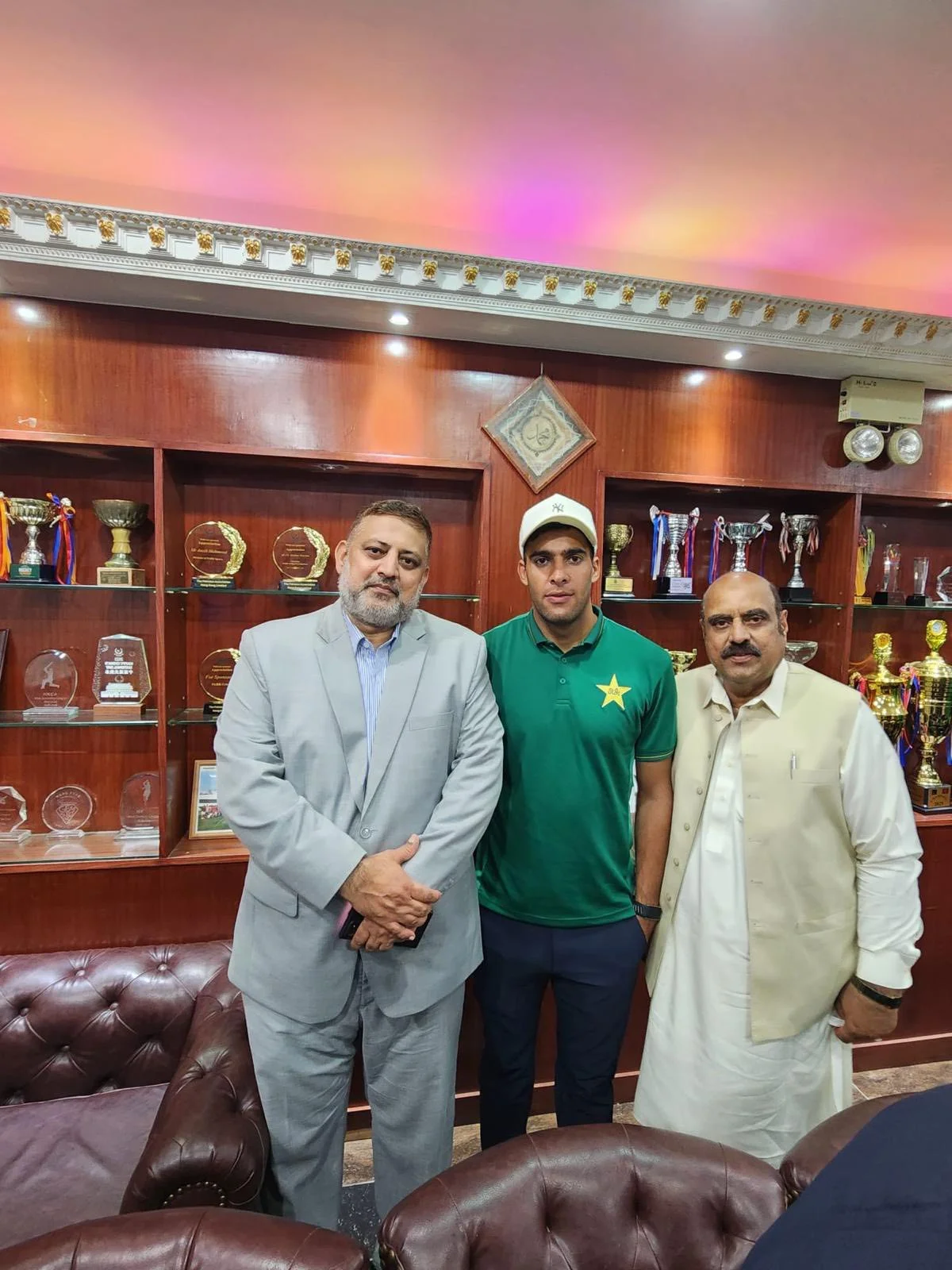 A Night of Camaraderie with the Pakistan Cricket Team – Hong Kong Sixes